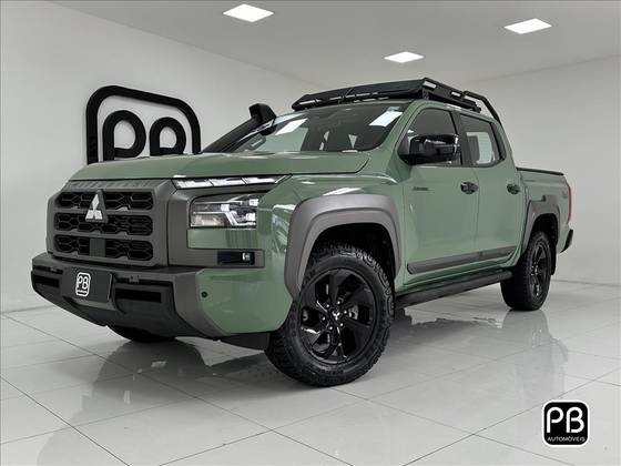 MITSUBISHI TRITON 2.4 BITURBO DIESEL CD SAVANA 4X4 AUTOMÁTICO